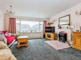 Hollycroft Road, Emneth, WISBECH thumb 3