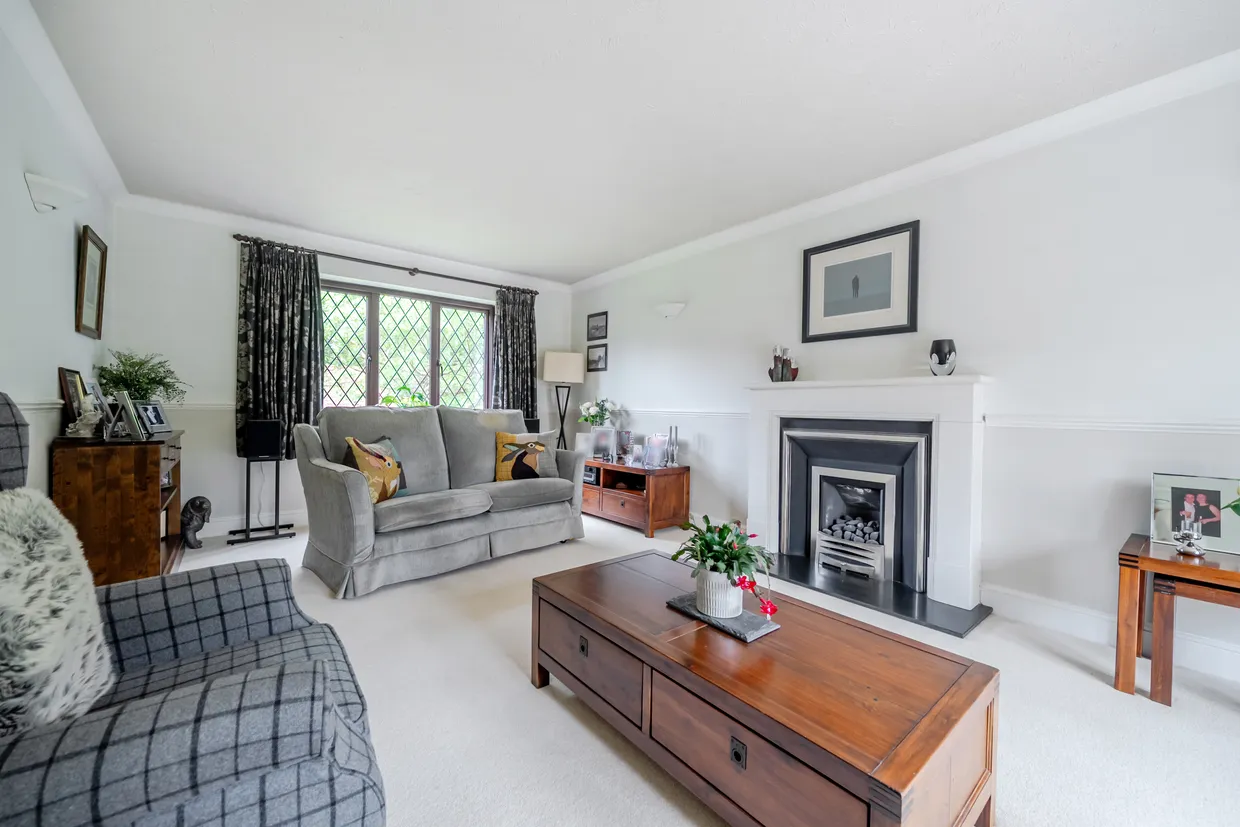 Mountain Ash, Marlow Bottom, SL7 photo 3