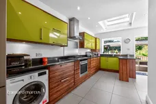 Thorndon Gardens, Epsom