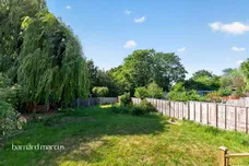 Thorndon Gardens, Epsom