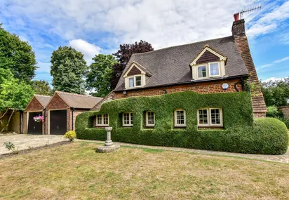 Chesham Road, Bovingdon, HP3