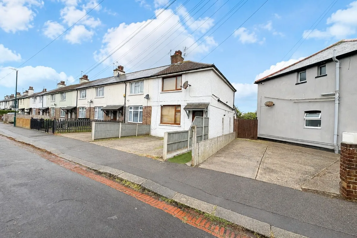 Hampshire Avenue, Bognor Regis