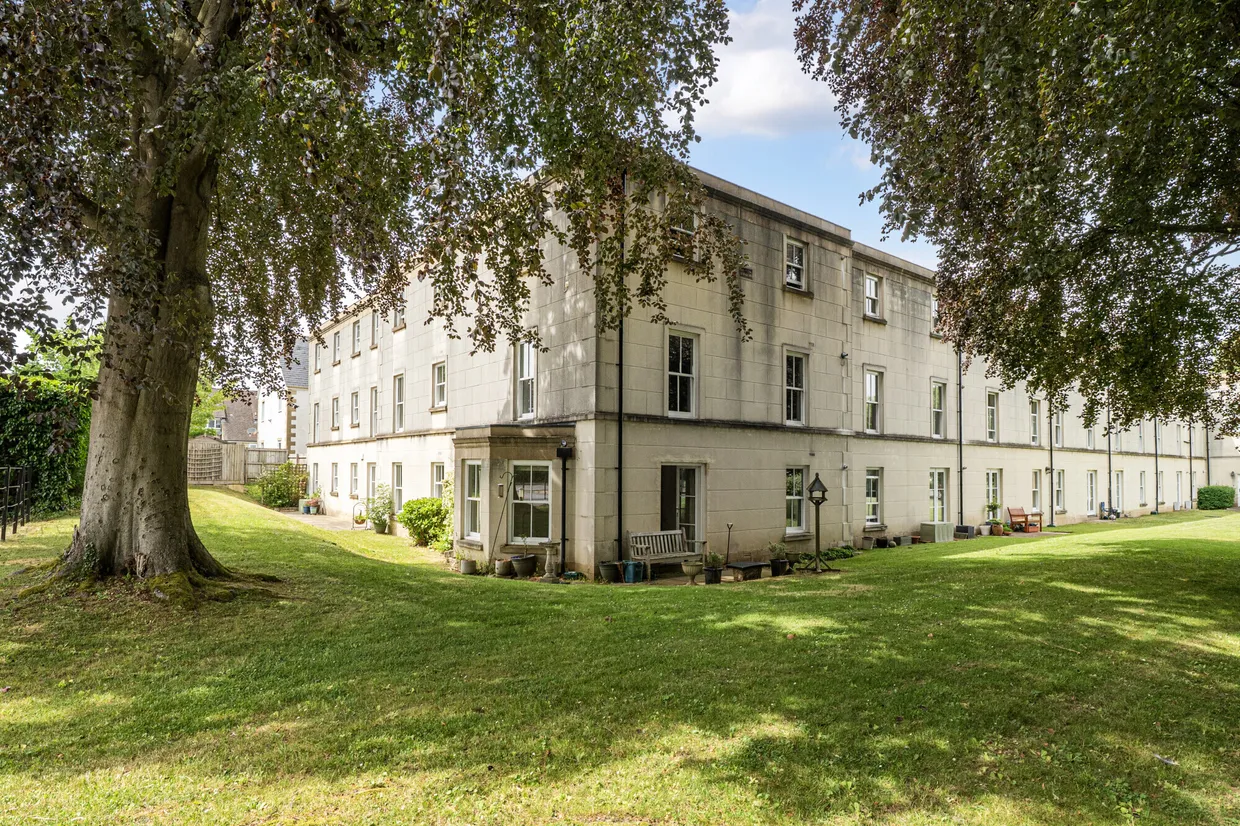 Chesterton House, Cirencester, GL7 photo 1