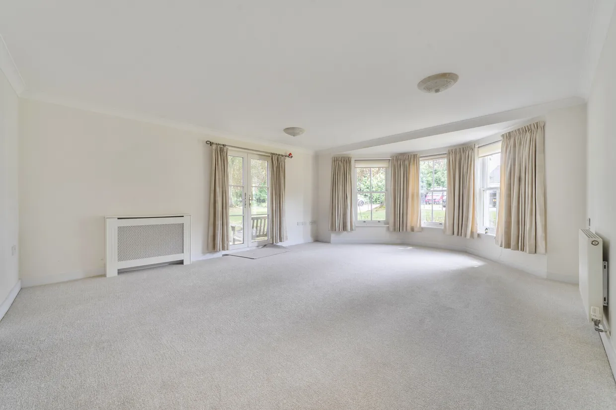 Chesterton House, Cirencester, GL7 photo 3