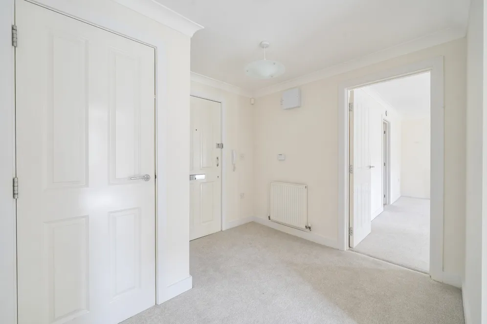 Chesterton House, Cirencester, GL7 photo 4