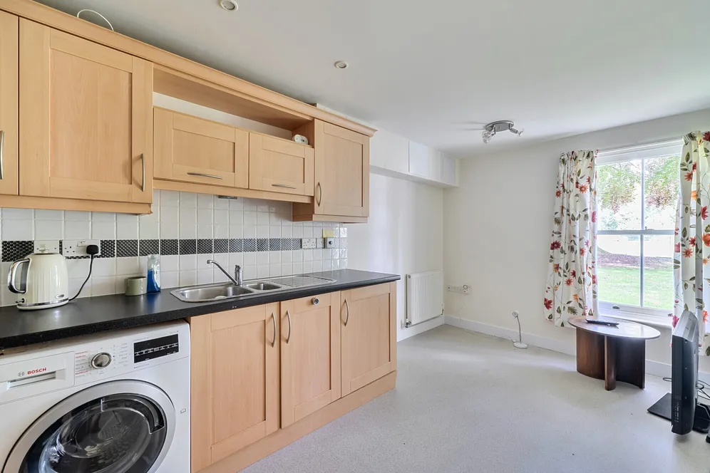 Chesterton House, Cirencester, GL7 photo 5