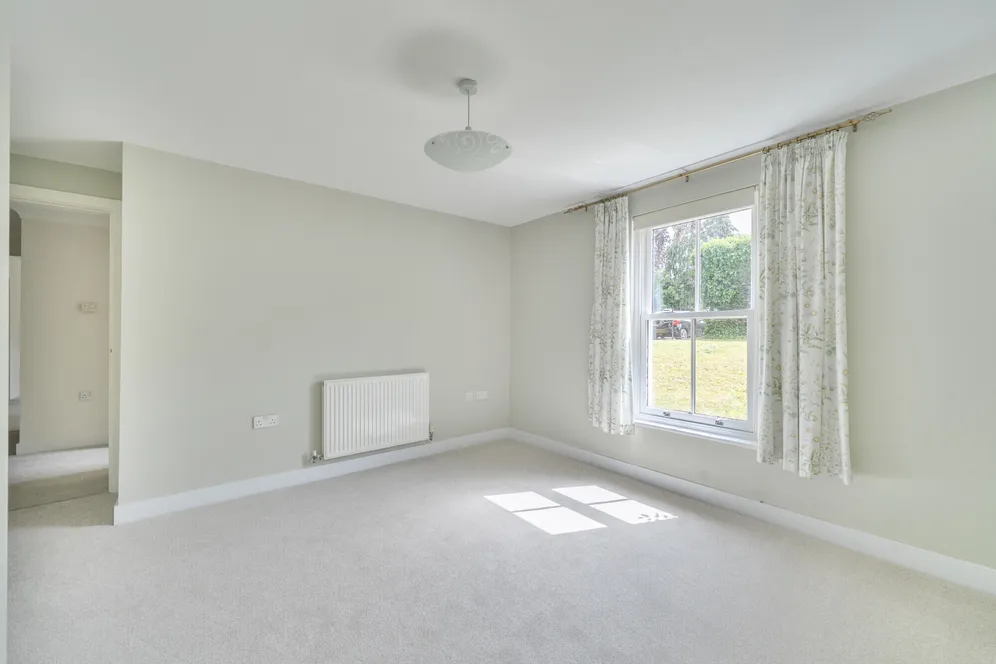 Chesterton House, Cirencester, GL7 photo 6