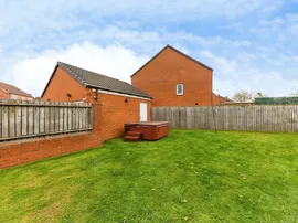 Bevers Way, Holton-Le-Clay, Grimsby thumb 2