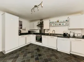 Bevers Way, Holton-Le-Clay, Grimsby thumb 3