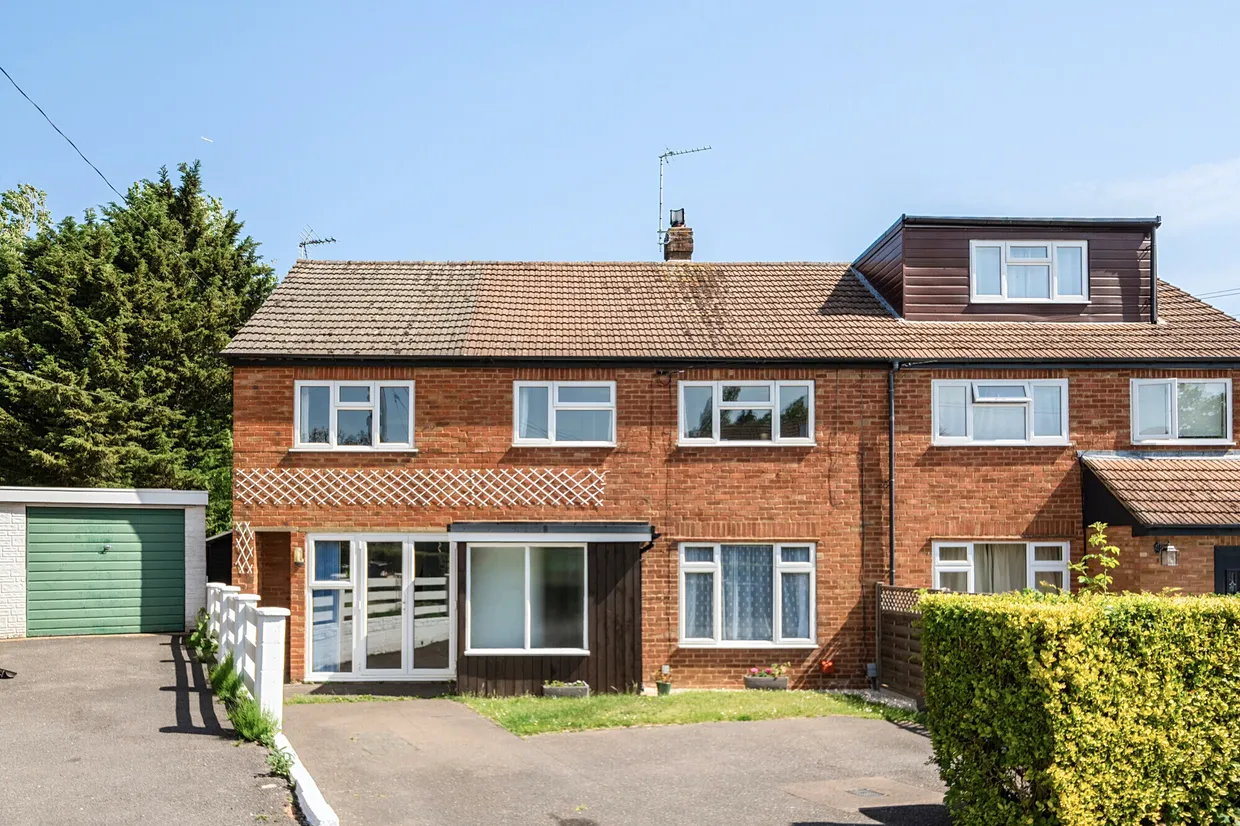 Longwood Lane, Amersham, HP7 photo 1