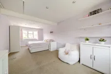 Longwood Lane, Amersham, HP7 photo 6