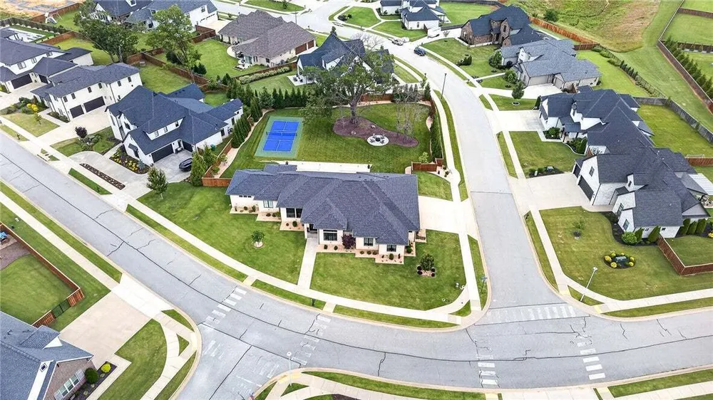 8601 W Migration Way, Bentonville, AR 72713
