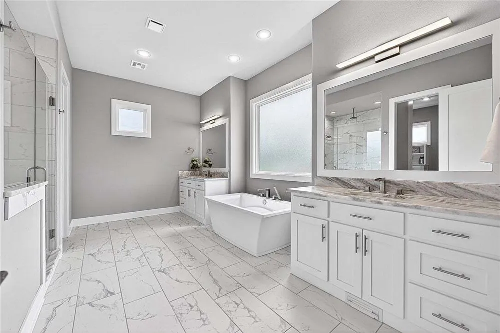 8601 W Migration Way, Bentonville, AR 72713