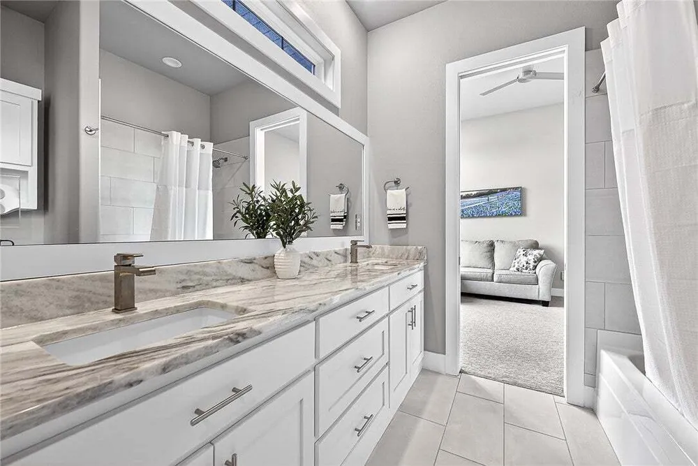 8601 W Migration Way, Bentonville, AR 72713