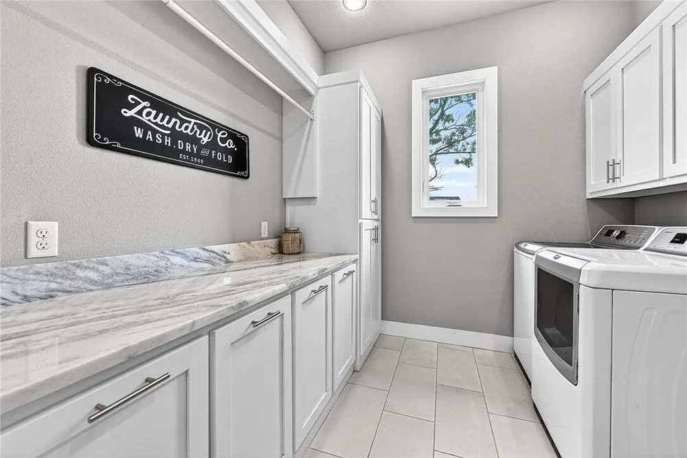 8601 W Migration Way, Bentonville, AR 72713