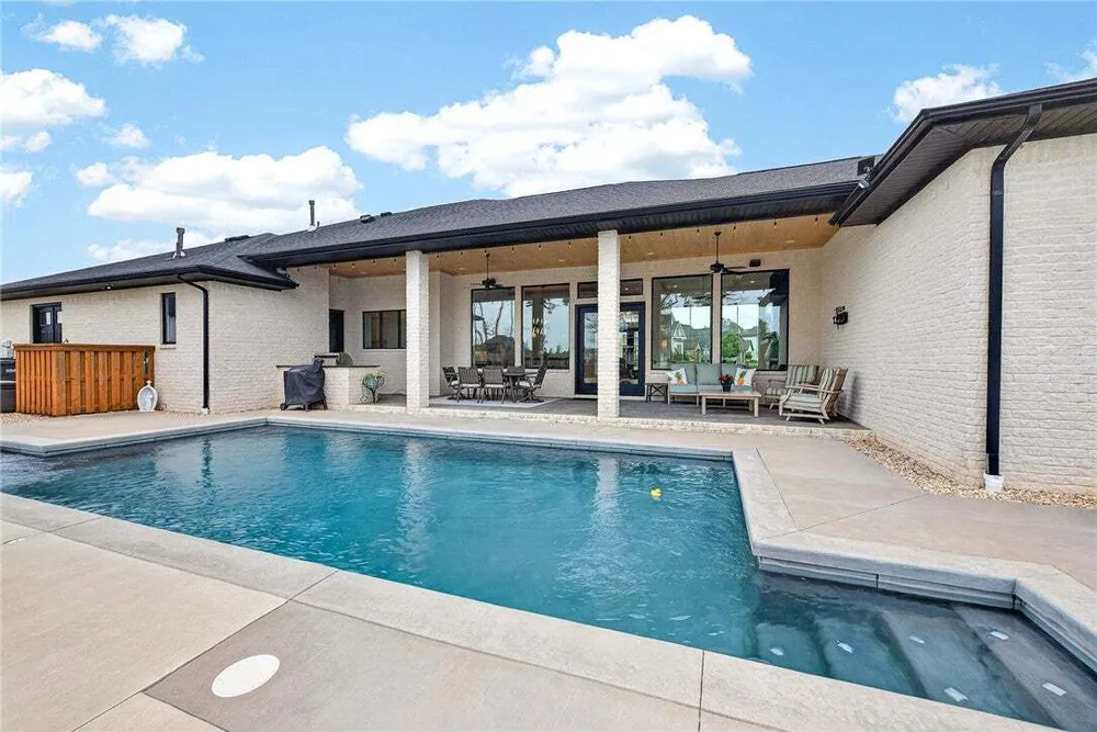 8601 W Migration Way, Bentonville, AR 72713