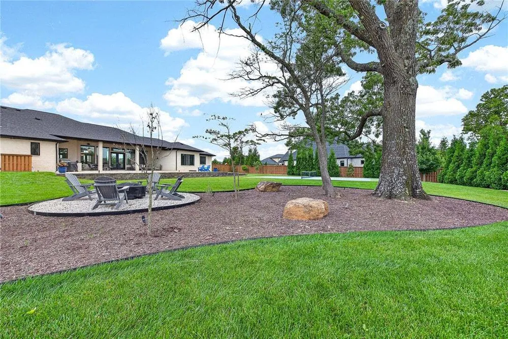 8601 W Migration Way, Bentonville, AR 72713