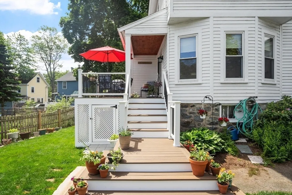 3 Franklin Terrace, Melrose, MA 02176