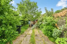 Deal Avenue, Seaford