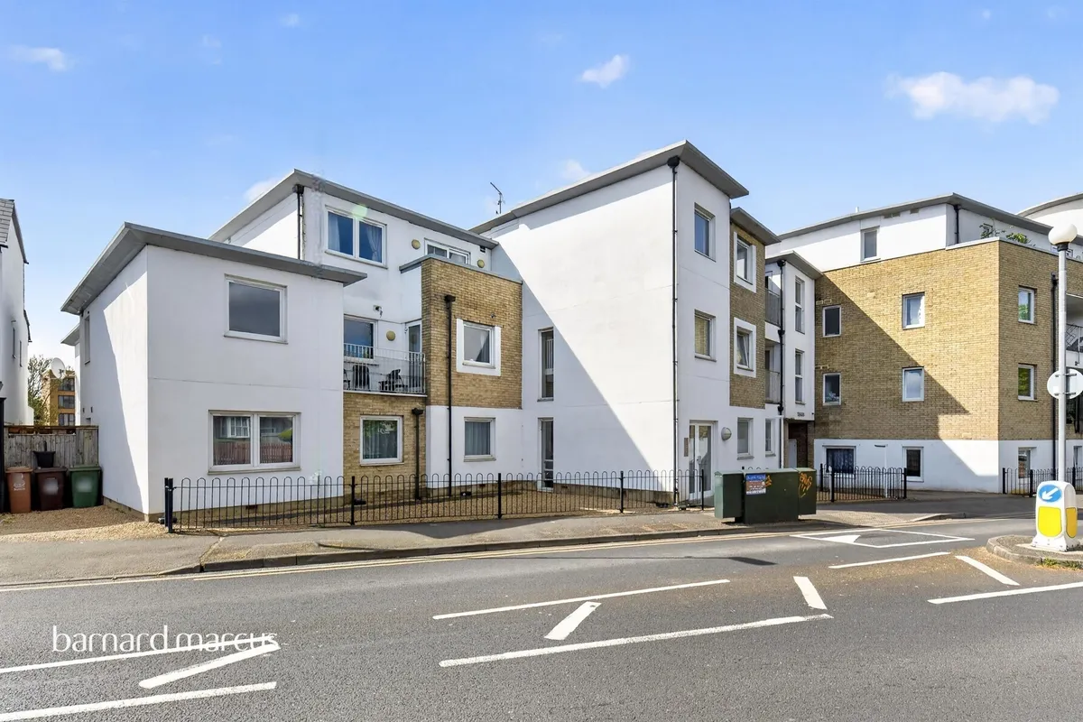 Oakhill Road, Sutton