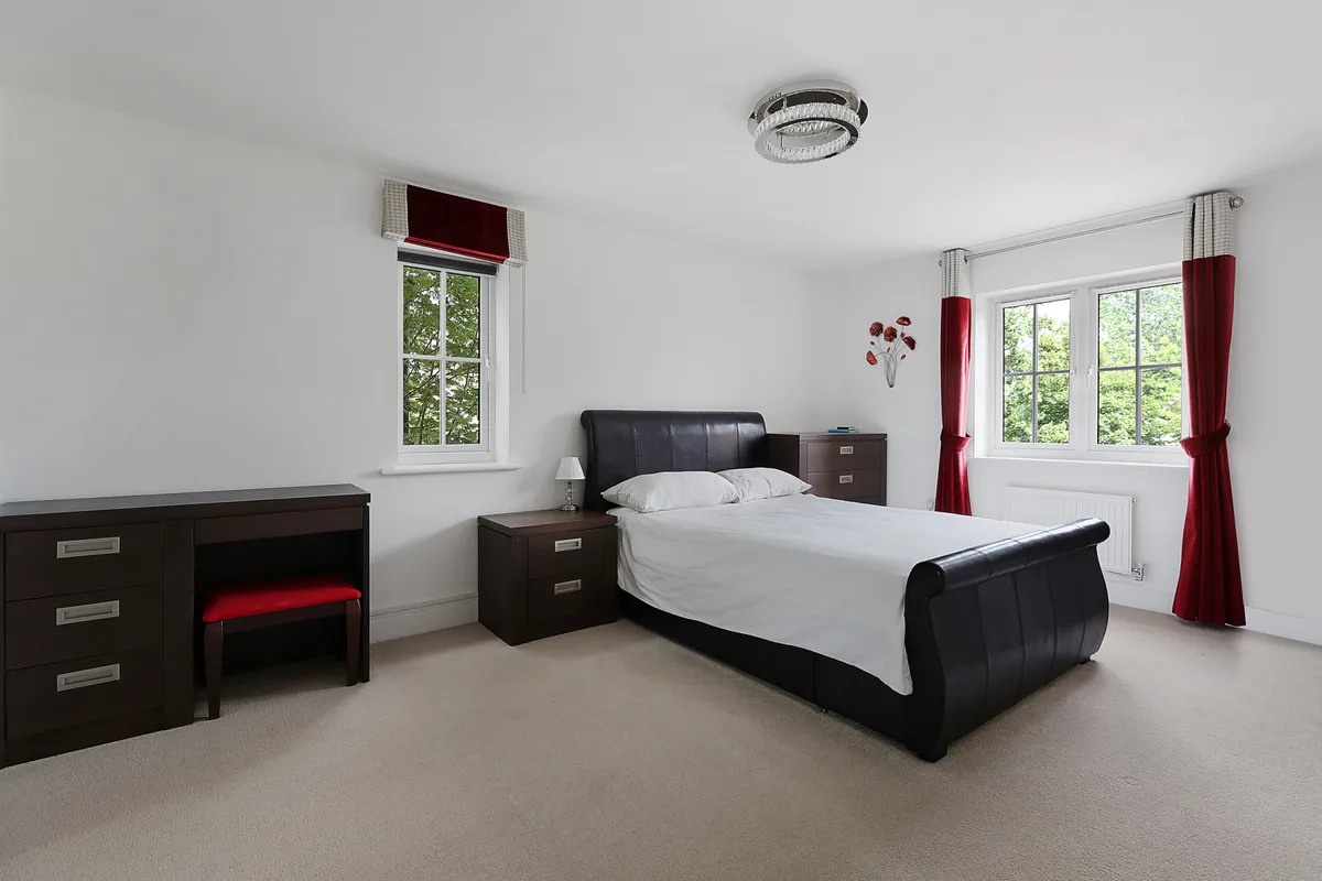 Chalkfield Road, Horley, RH6