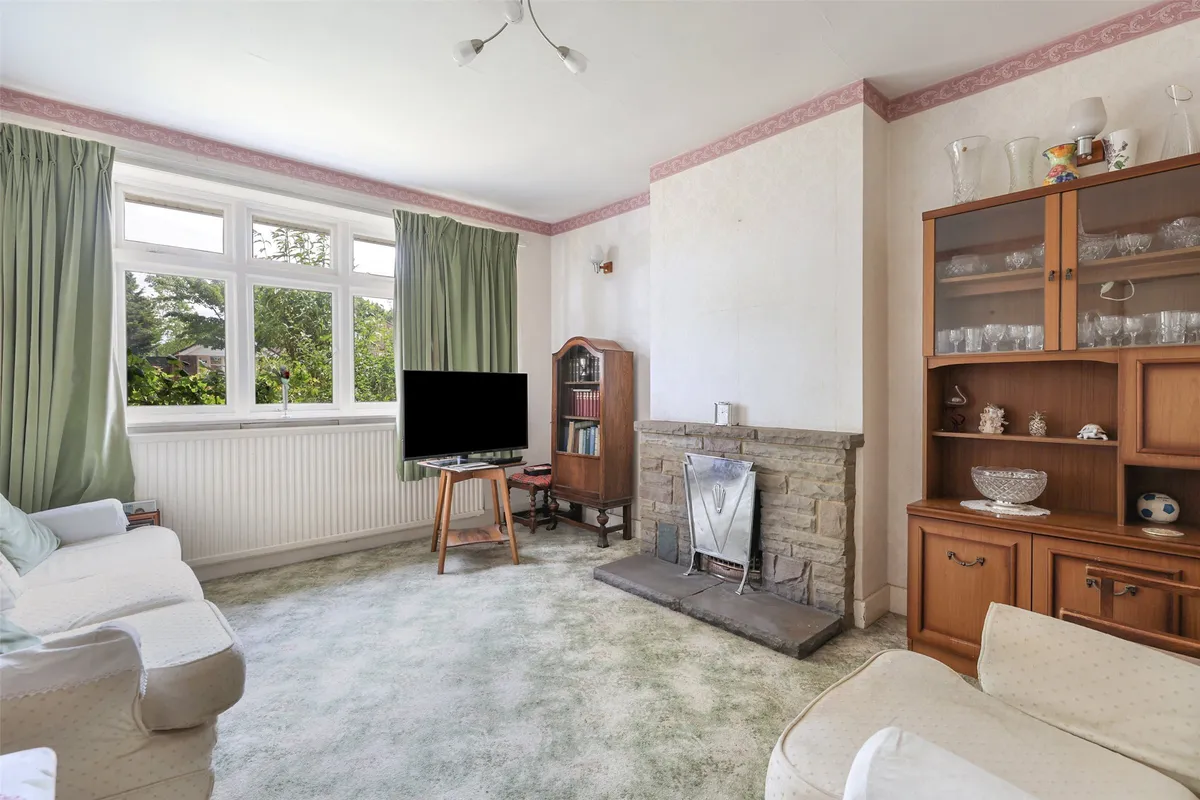 Nutcroft Grove, Fetcham, Leatherhead, Surrey, KT22