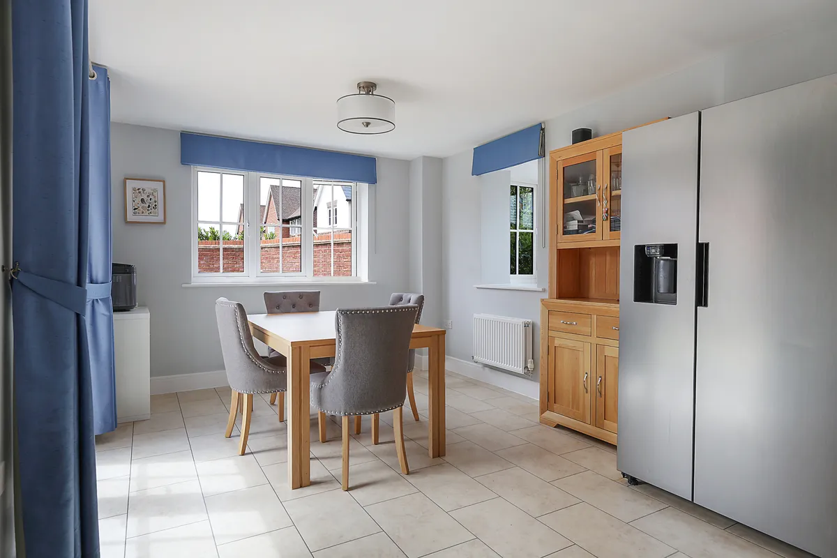 Chalkfield Road, Horley, RH6