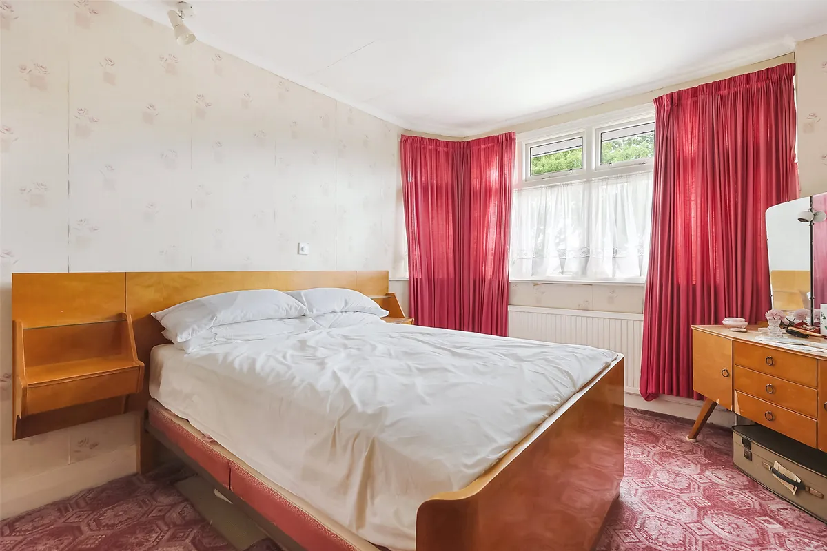 Nutcroft Grove, Fetcham, Leatherhead, Surrey, KT22