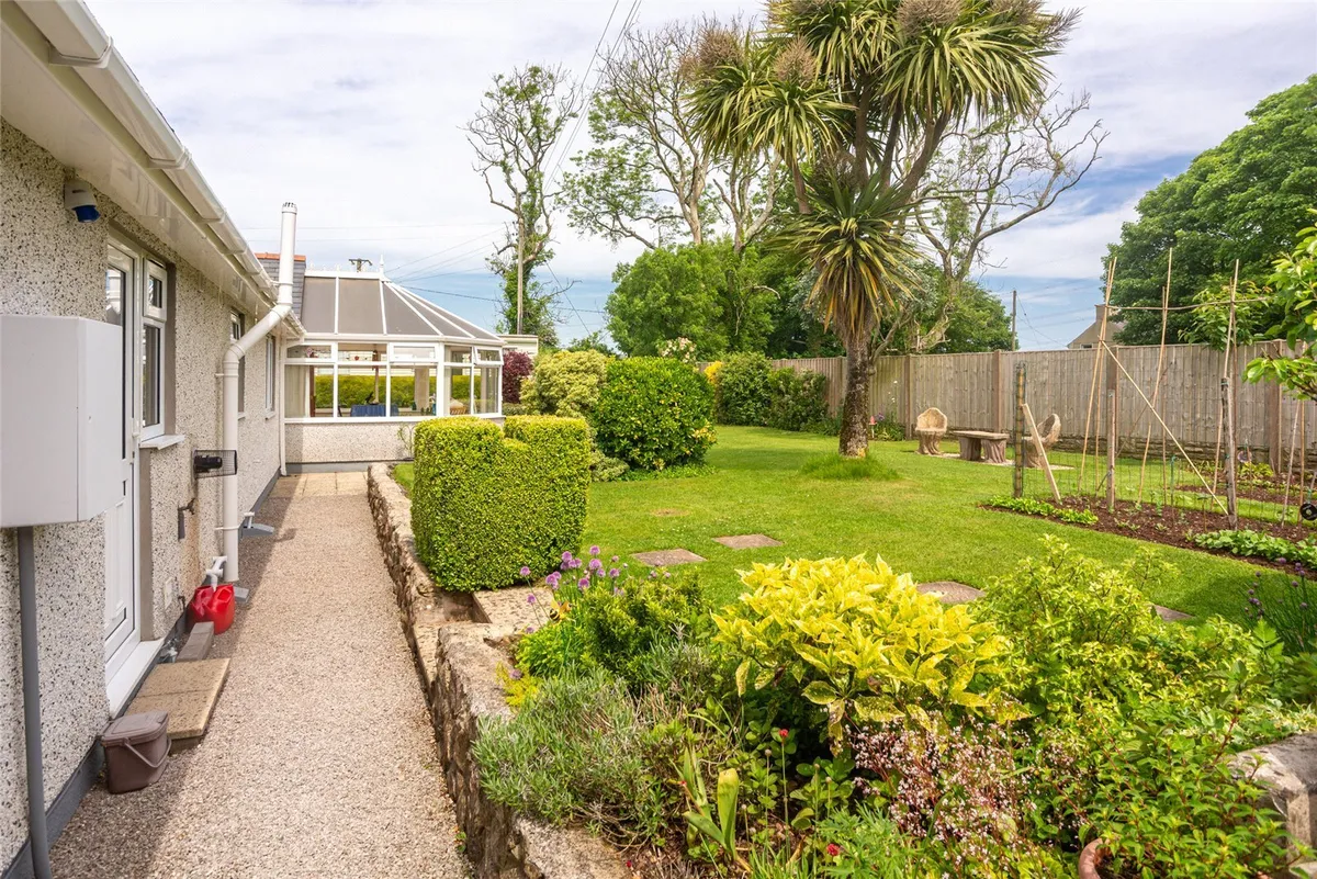 Capel Coch, Llangefni, Anglesey, LL77