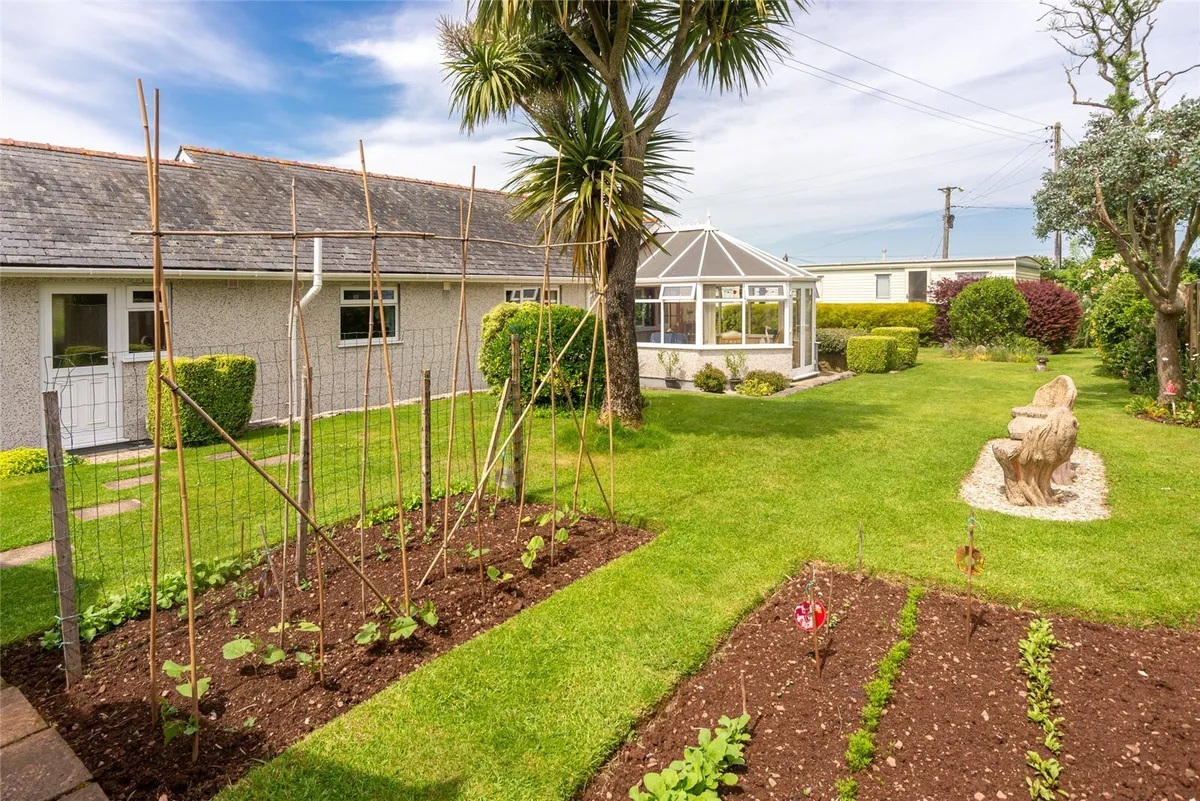 Capel Coch, Llangefni, Anglesey, LL77