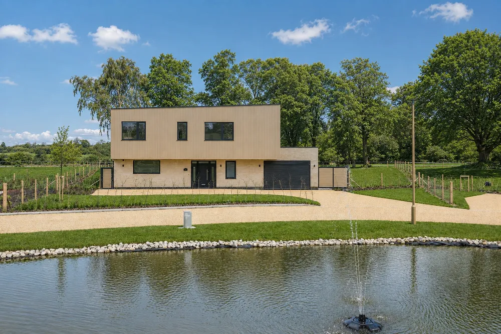 View image gallery of Wallis House, Courtlands Park, Banstead, SM7