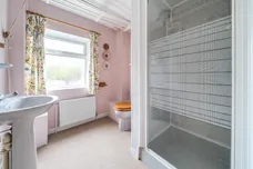 Haresfield, Stonehouse, GL10 photo 16