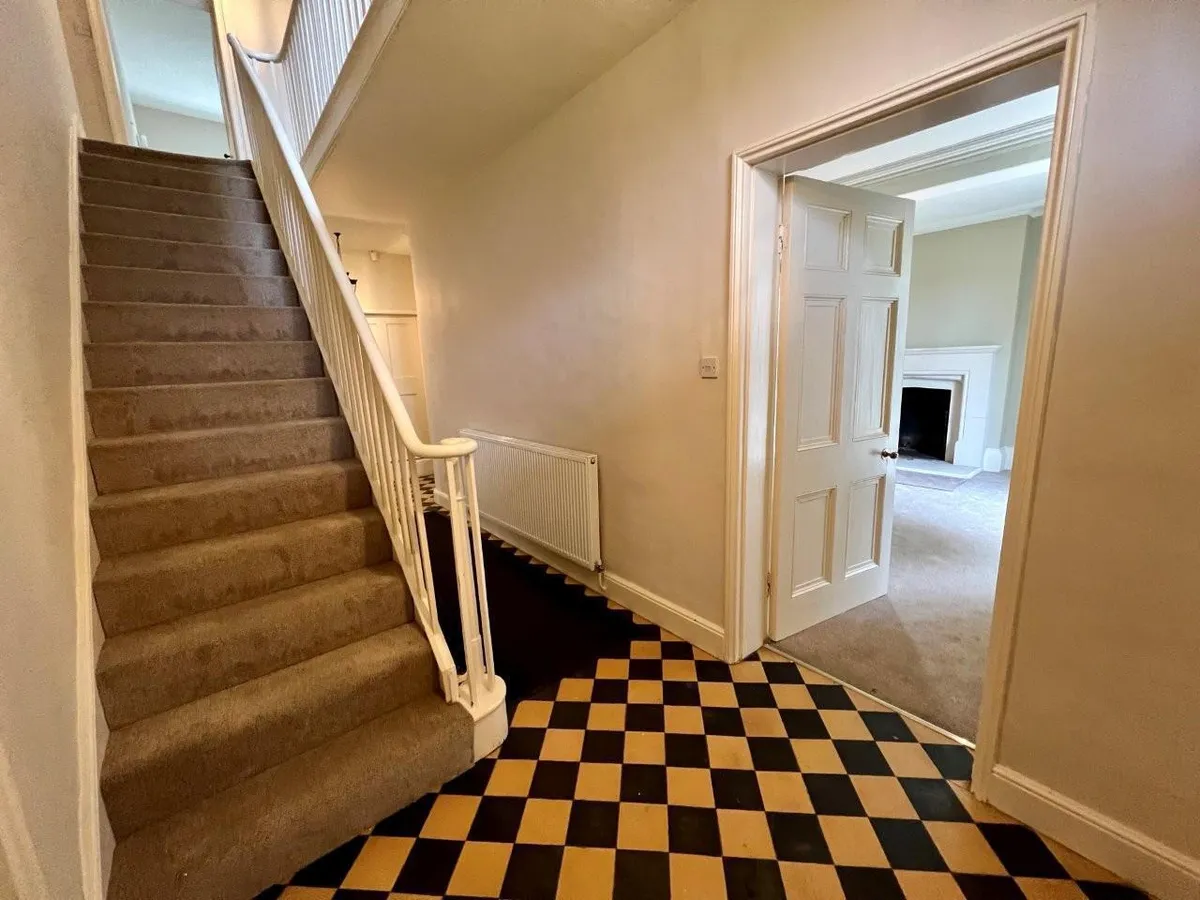BESCABY HOUSE, MARY LANE, BESCABY