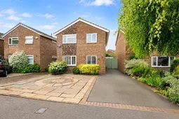 Ruskin Close, Rugby, CV22