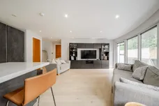 Court Lane, Epsom, KT19 photo 4