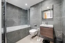 Court Lane, Epsom, KT19 photo 9