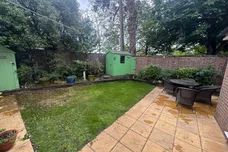 Warren Drive, Crawley