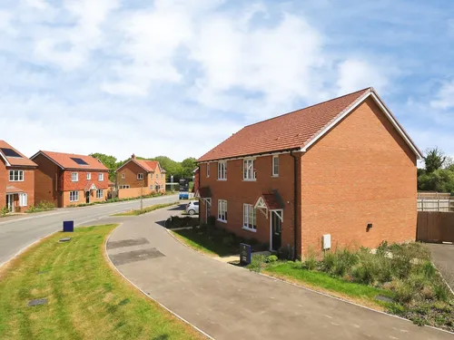 Summerhill Gardens, Ersham Road, Hailshamphoto