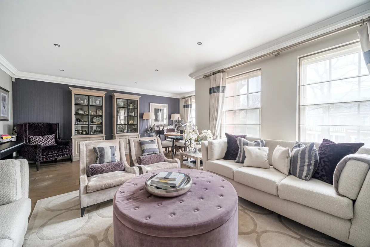 Oak Wood Place, Gerrards Cross, SL9 photo 2
