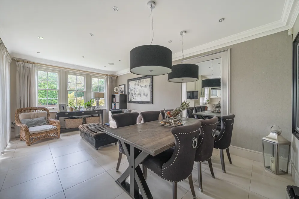 Oak Wood Place, Gerrards Cross, SL9 photo 4
