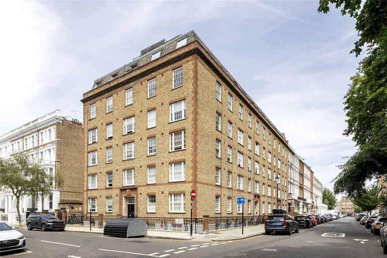 Nevern Square, Earl's Court, SW5