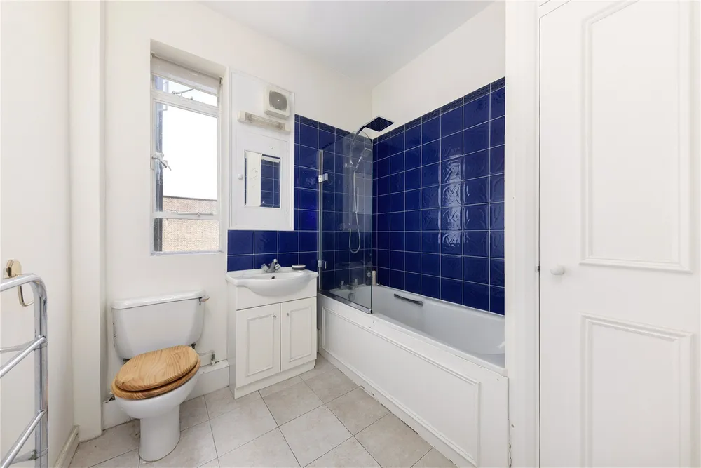 Nevern Square, Earl's Court, SW5
