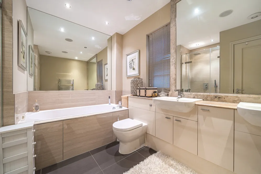 Oak Wood Place, Gerrards Cross, SL9 photo 13