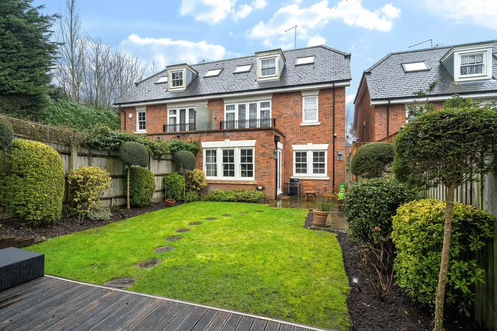 Oak Wood Place, Gerrards Cross, SL9 photo 14