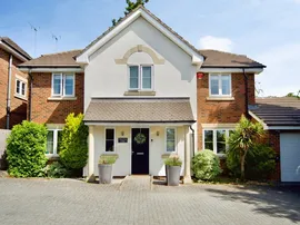 Mandeville Close, Broxbourne photo