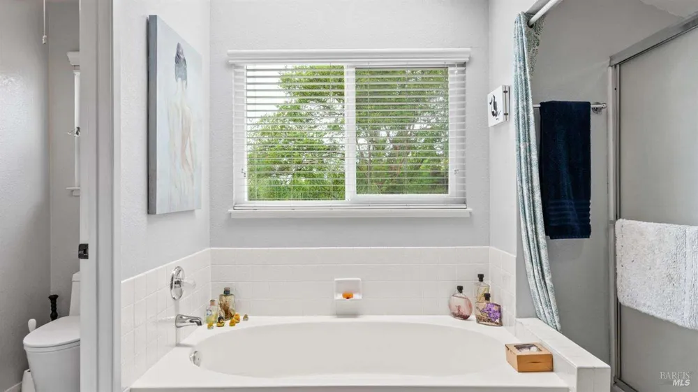 606 Sunnyvale Pl, Vacaville, CA 95687