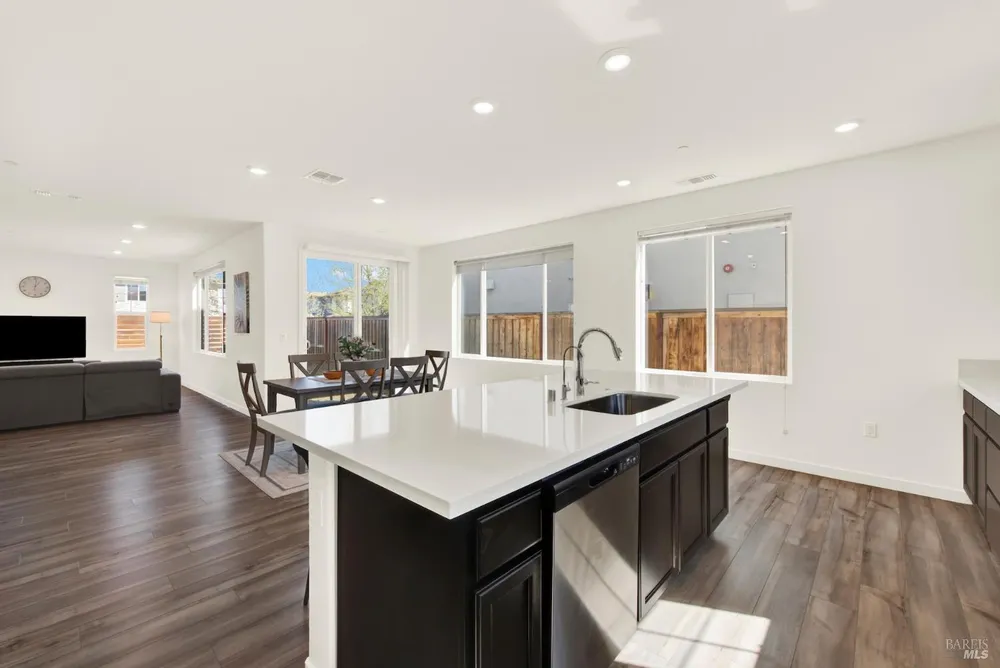 2432 Artisan Way, Fairfield, CA 94533