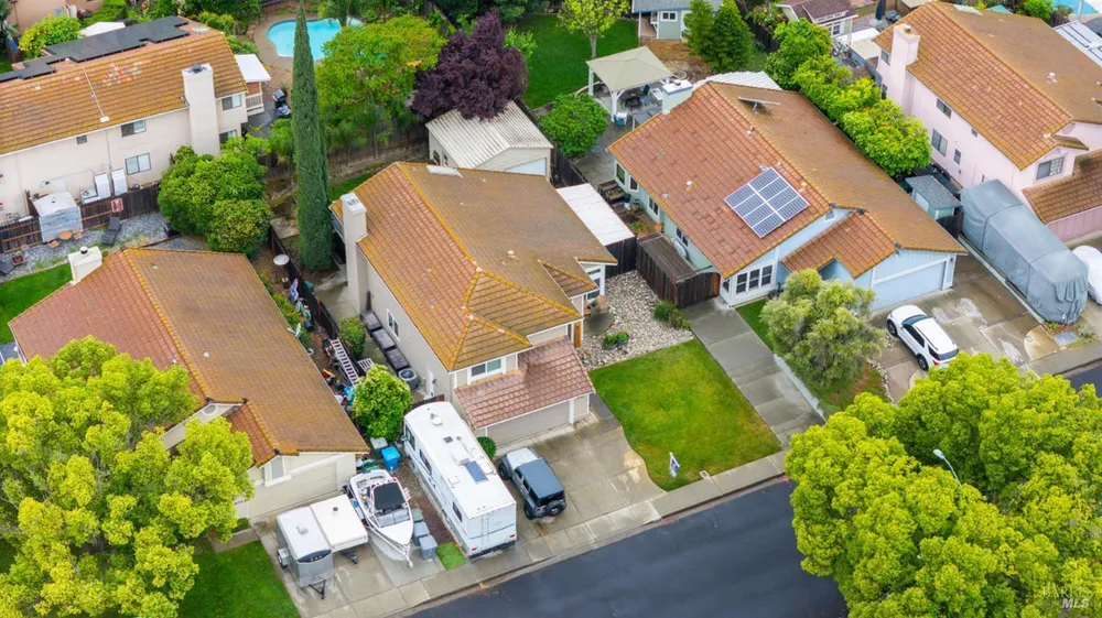 606 Sunnyvale Pl, Vacaville, CA 95687