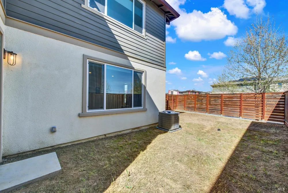 2432 Artisan Way, Fairfield, CA 94533