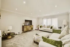 Mandeville Close, Broxbourne